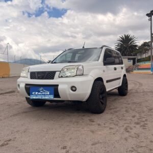 DISPONIBLE Nissan XTRAIL T30 2011